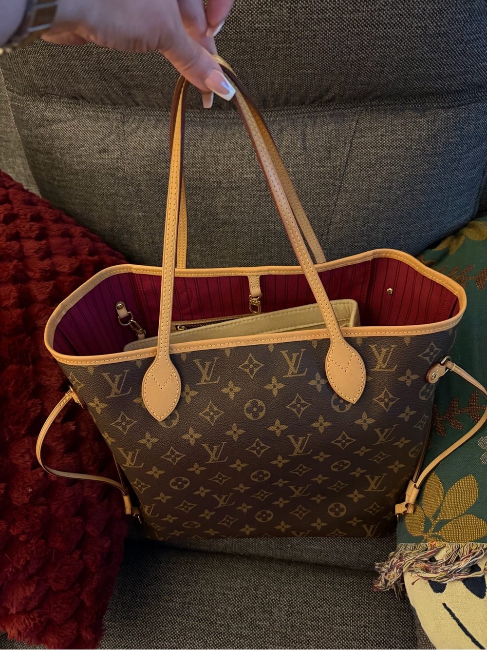 Louis Vuitton Monogram Neverfull MM with (Hot Pink)Lining New 2025 microchipped - Picture 3 of 10